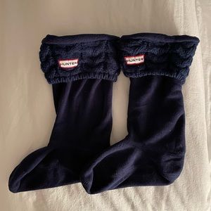 Cable knit hunter socks